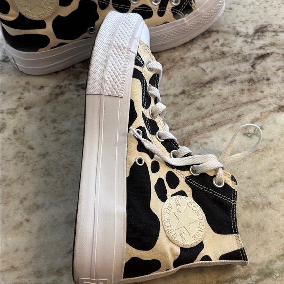 Converse Black and White High-Tops with Unique Pattern - Picture 2 of 3
